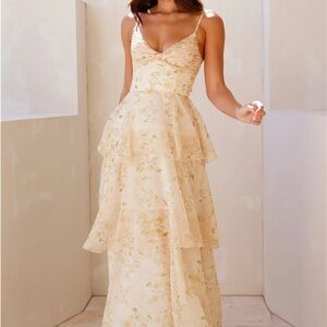 Elegant Floral Tiered Maxi Dress